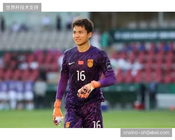国足虽取胜但过程艰难，年轻球员李昊迎来国家队A级赛首秀
